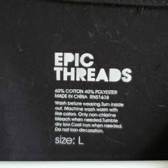 🔥3 FOR $18🔥 Epic Threads T Shirt - Picture 2 of 2